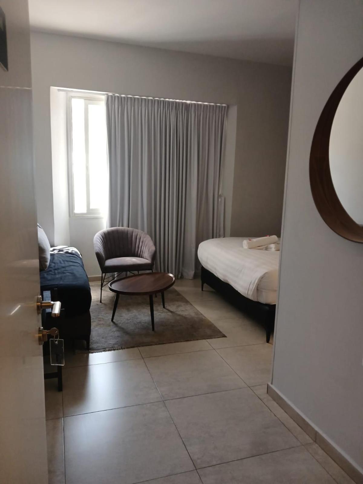 White Moon Inn Jerusalem Room photo